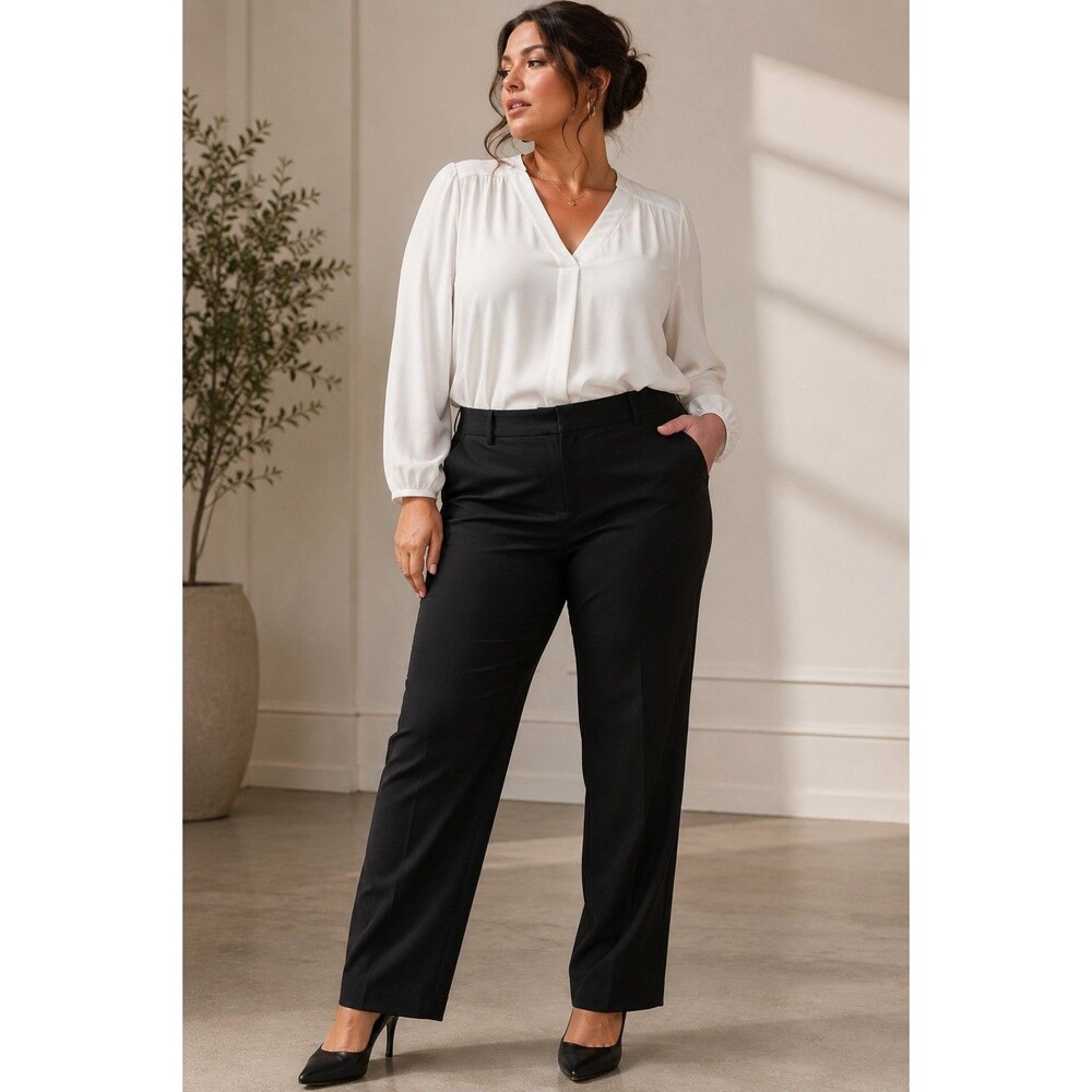 Torrid The Noir Pant Womens 18 Black Straight Leg Deluxe Stretch Career Work NWT